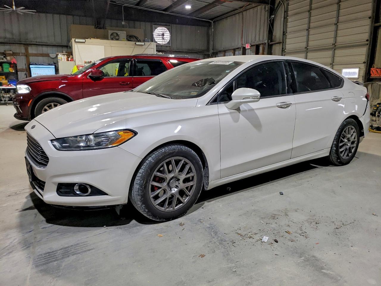 2013 FORD FUSION