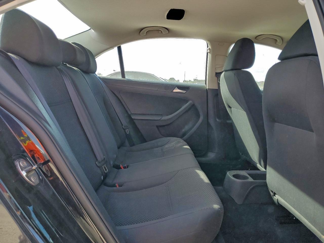 2013 VOLKSWAGEN JETTA