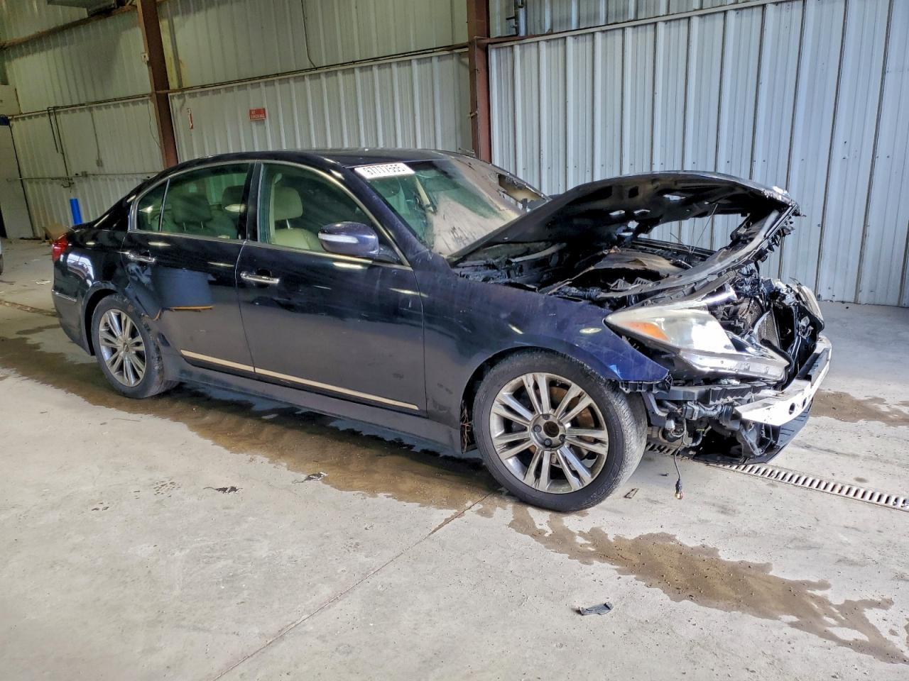 2012 HYUNDAI GENESIS