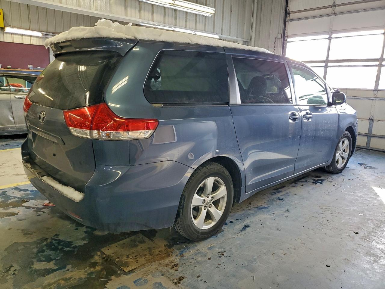 2014 TOYOTA SIENNA