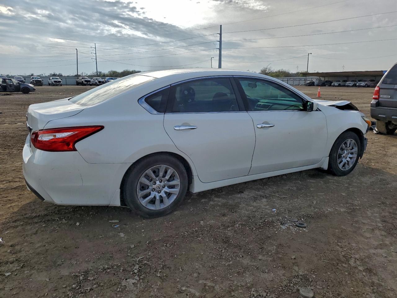 2016 NISSAN ALTIMA
