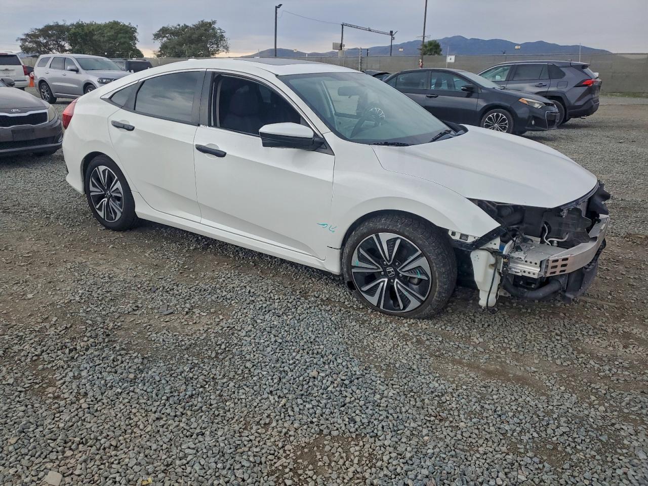 2016 HONDA CIVIC