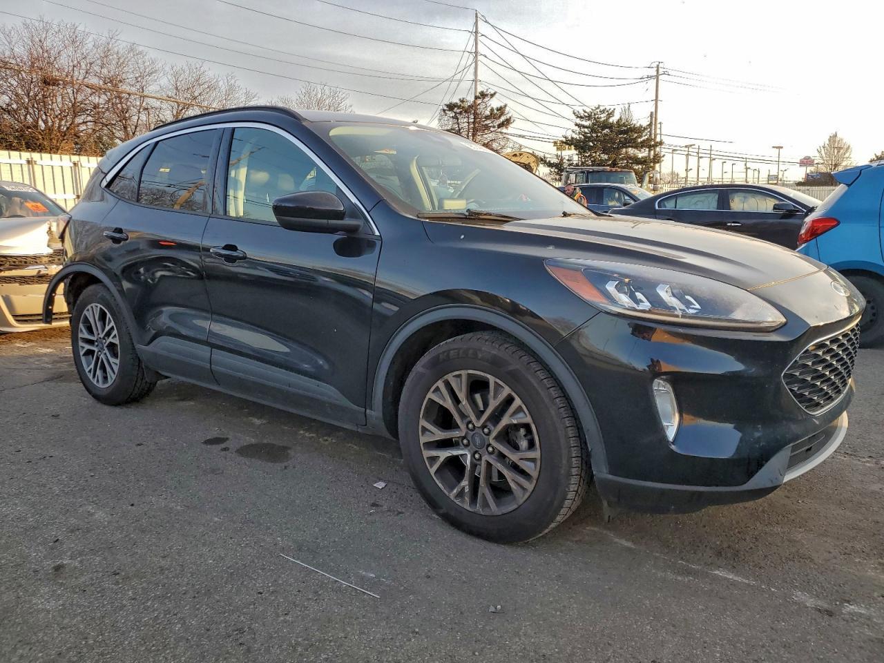 2022 FORD ESCAPE