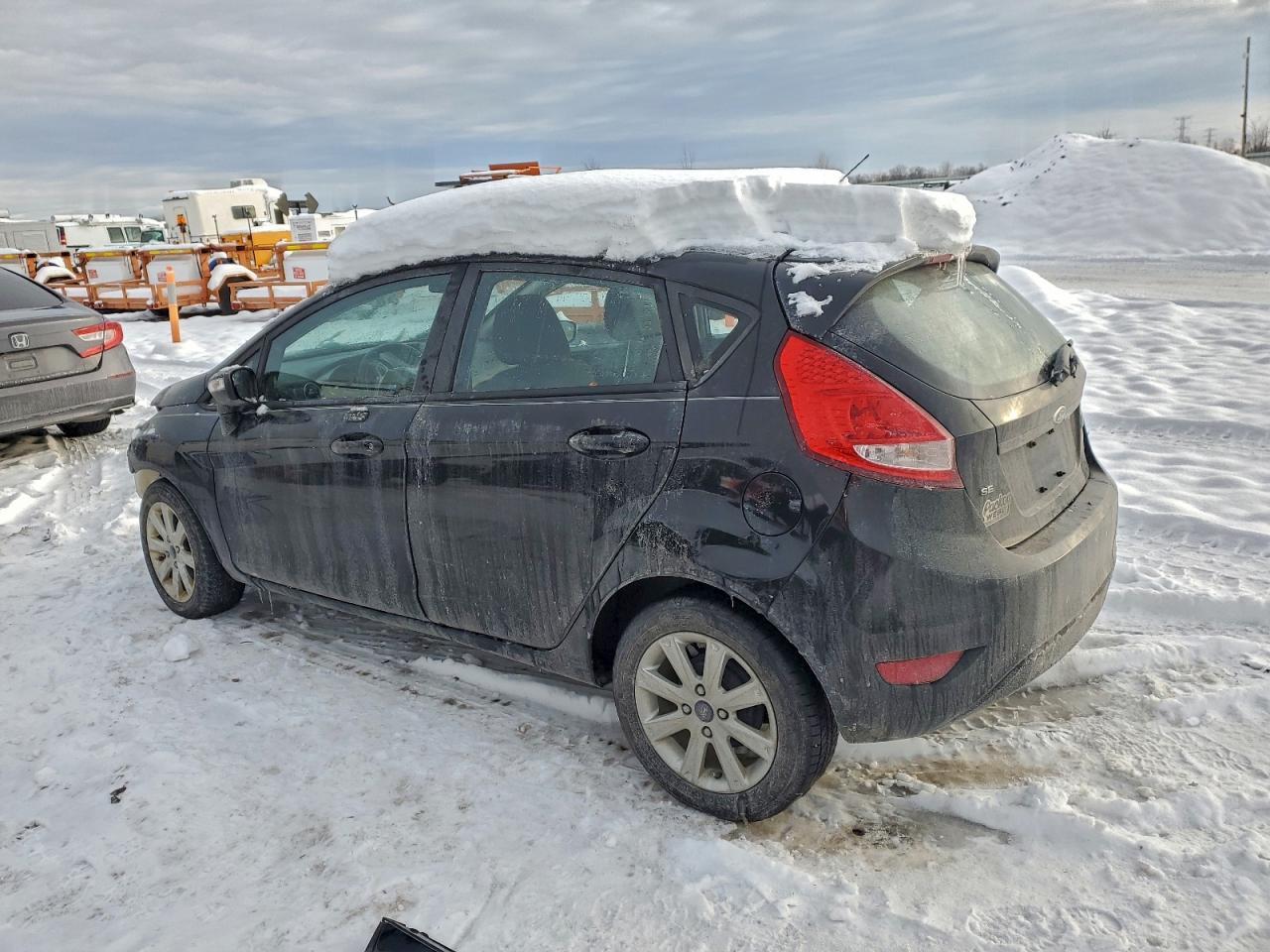 2013 FORD Fiesta