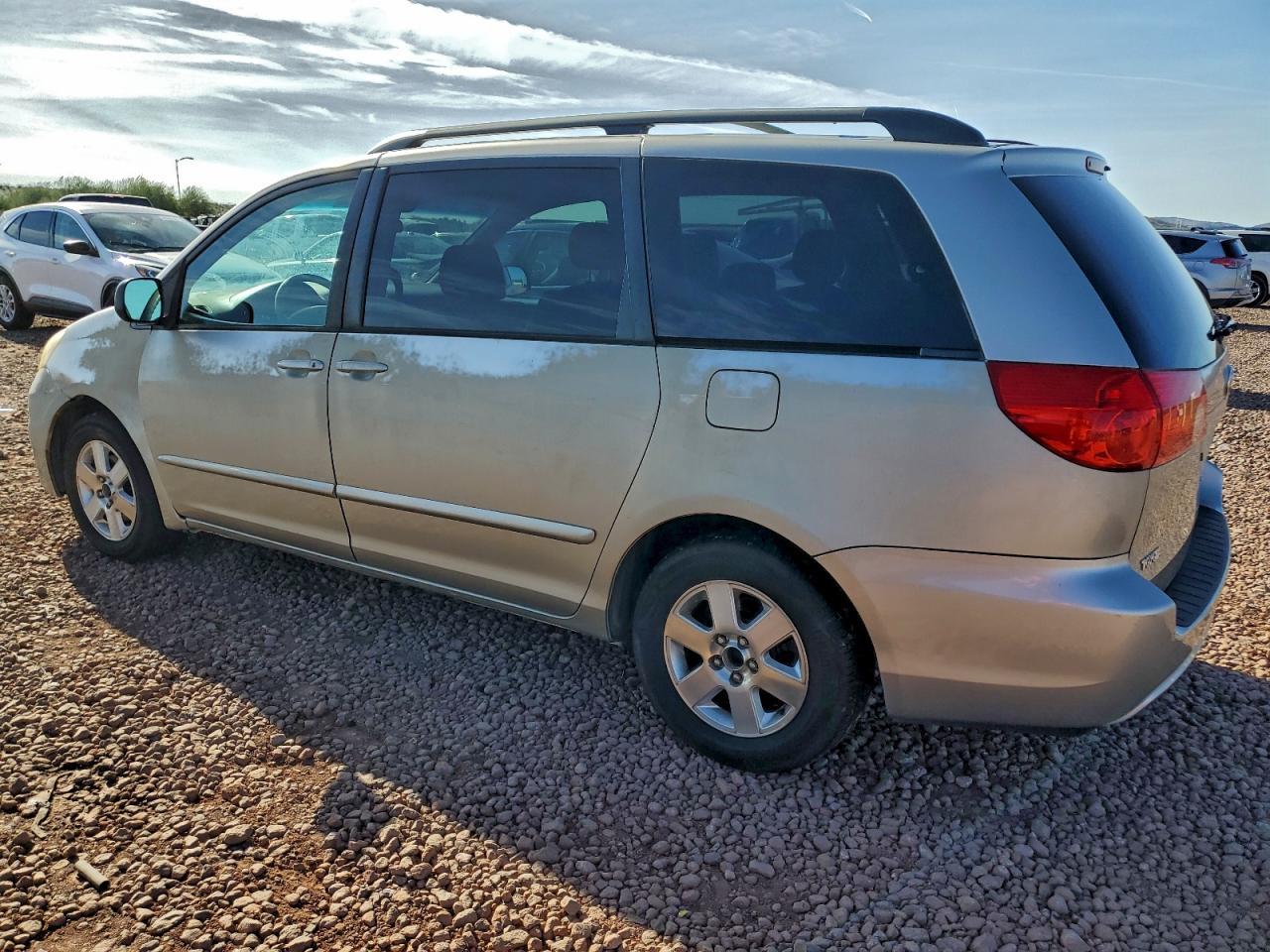2006 TOYOTA SIENNA