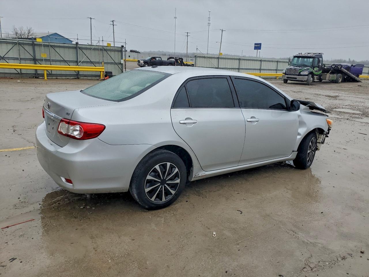 2011 TOYOTA COROLLA