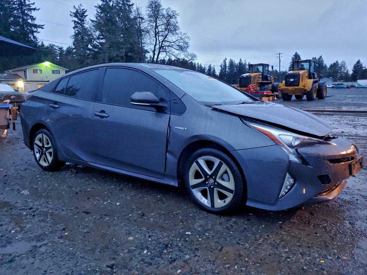 2016 TOYOTA PRIUS