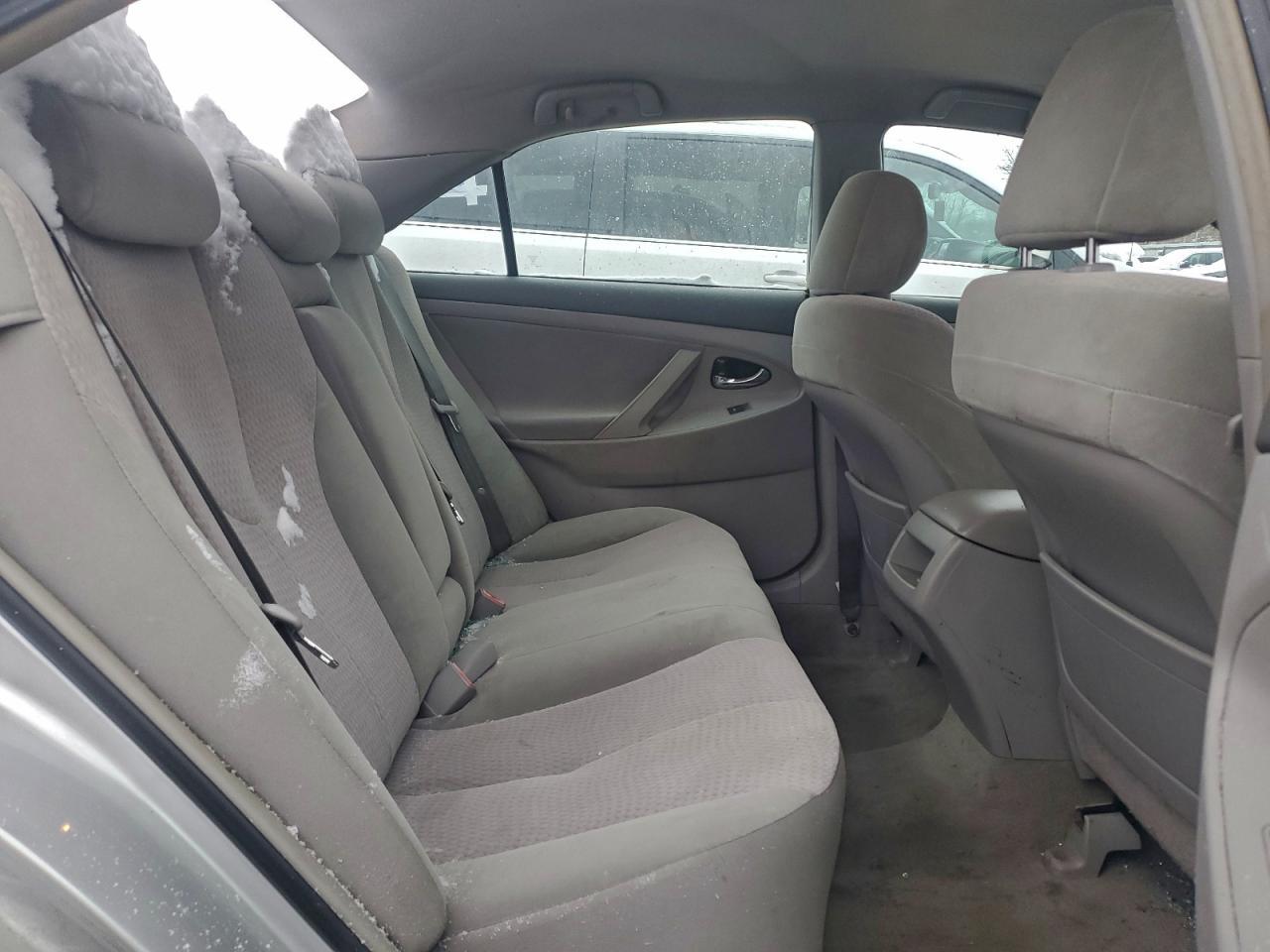 2010 TOYOTA CAMRY