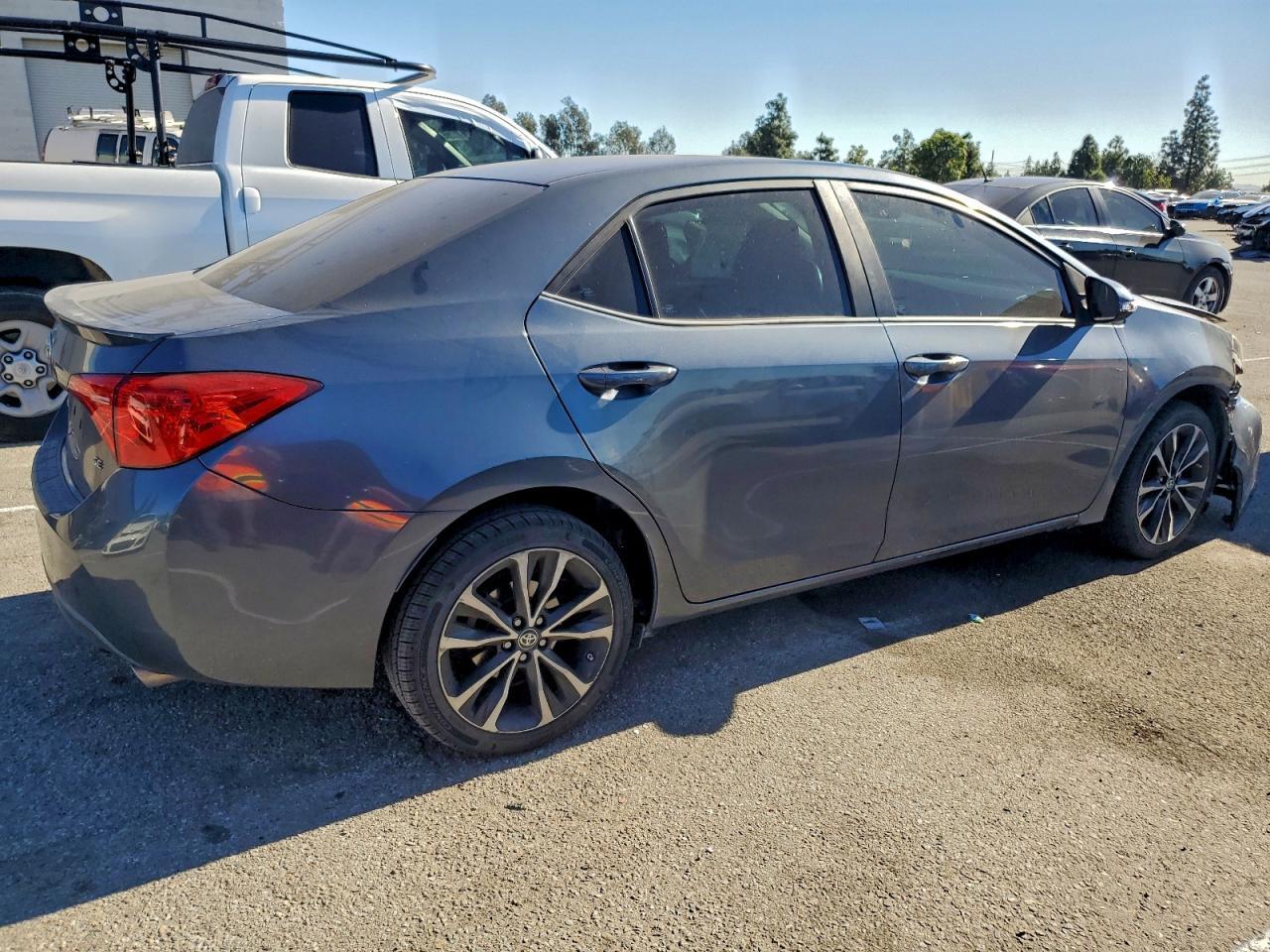 2018 TOYOTA COROLLA