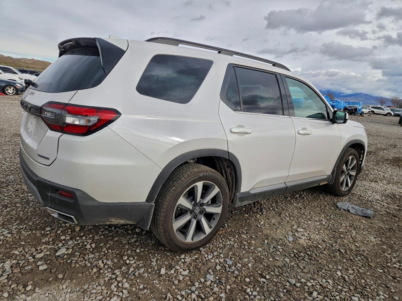 2025 HONDA PILOT