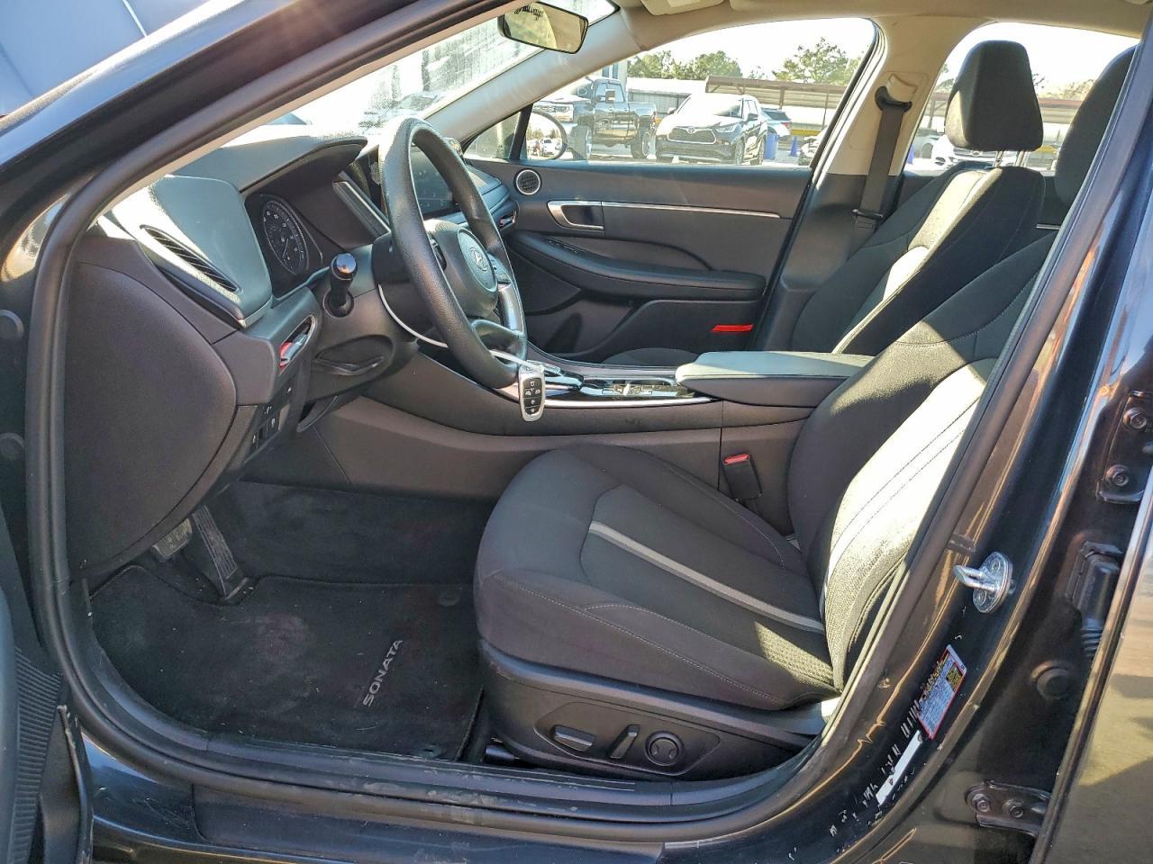 2022 HYUNDAI SONATA
