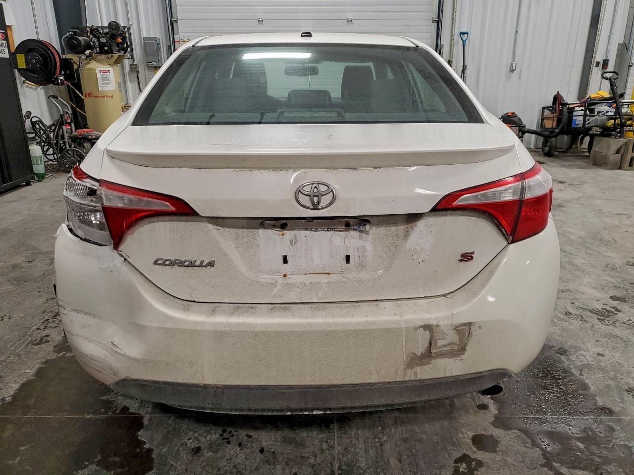 2015 TOYOTA COROLLA
