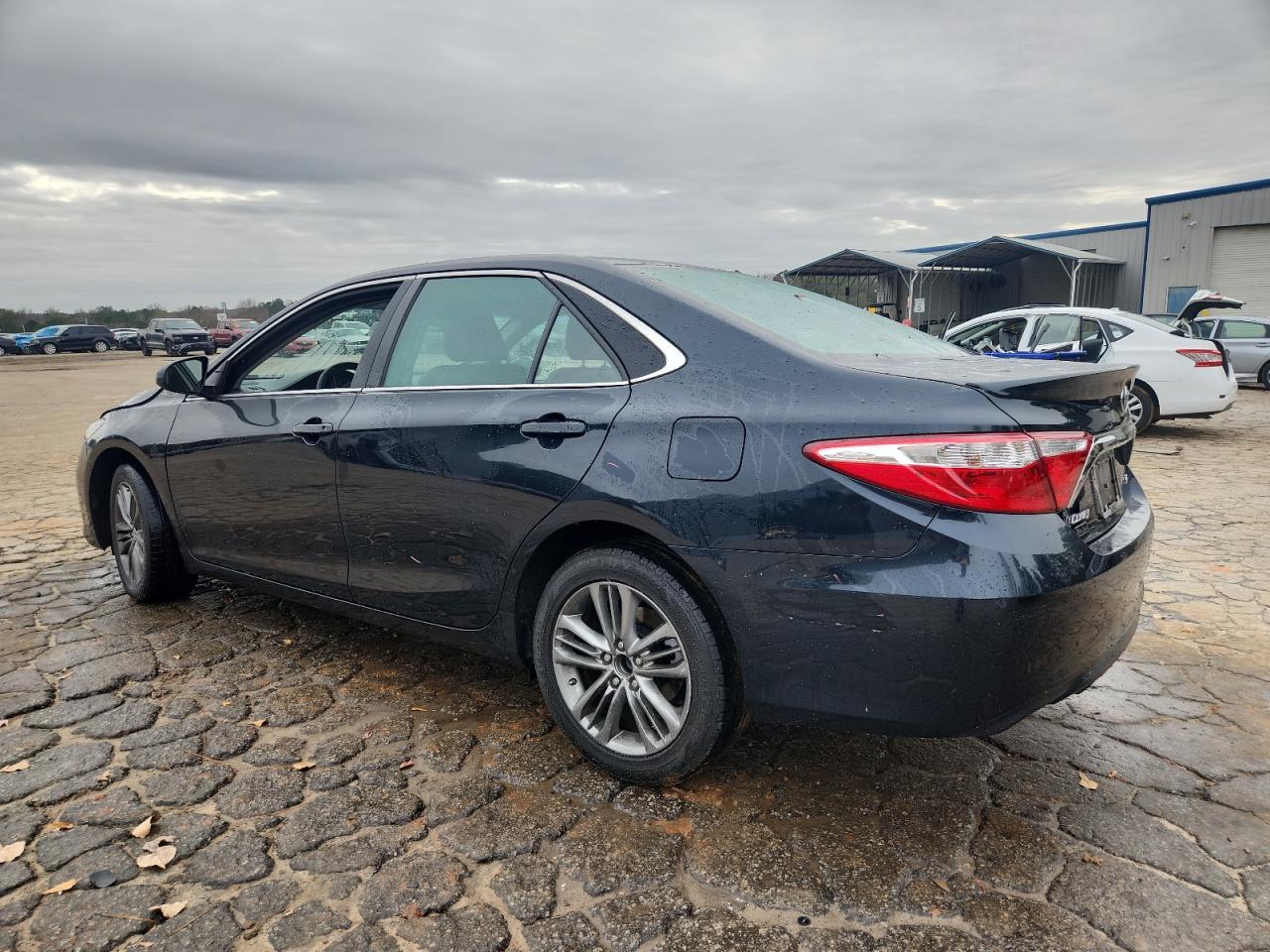 2017 TOYOTA CAMRY