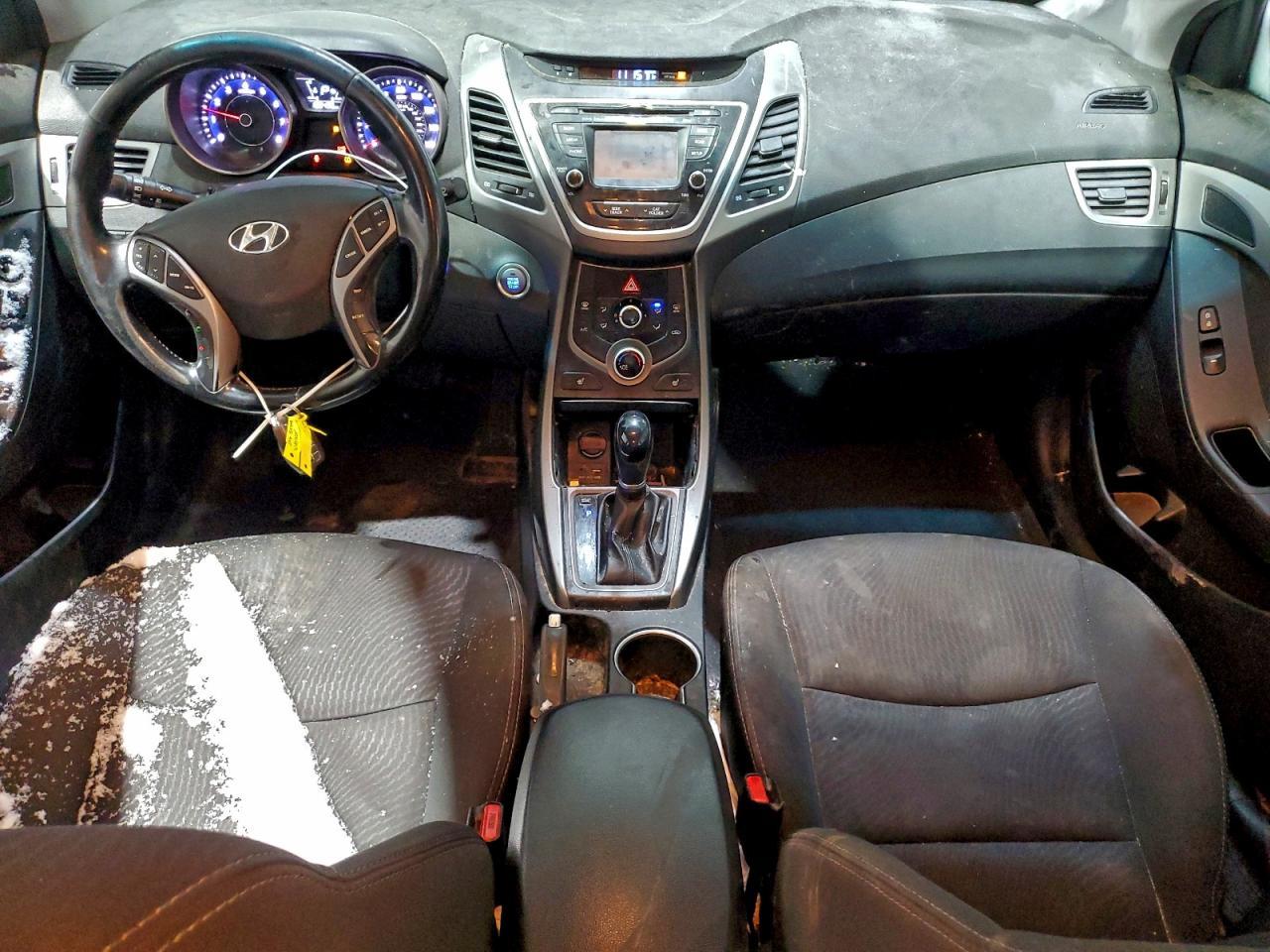 2016 HYUNDAI ELANTRA