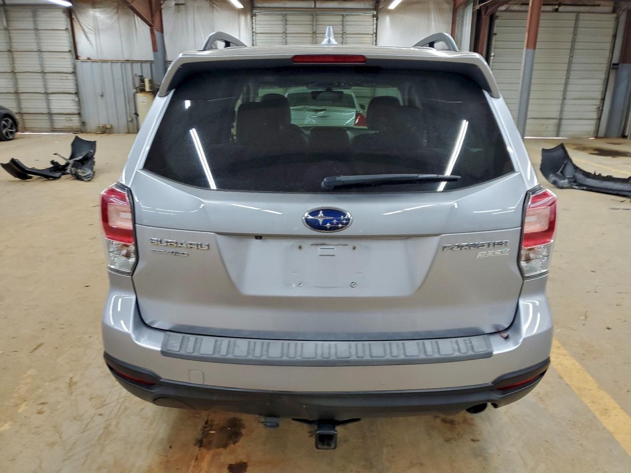 2017 SUBARU FORESTER