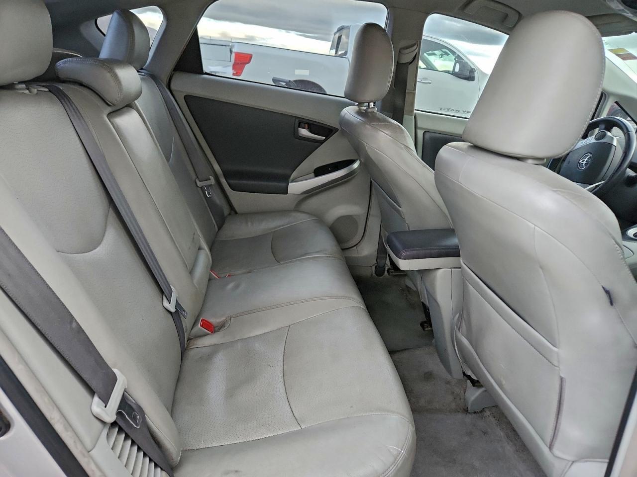 2010 TOYOTA PRIUS