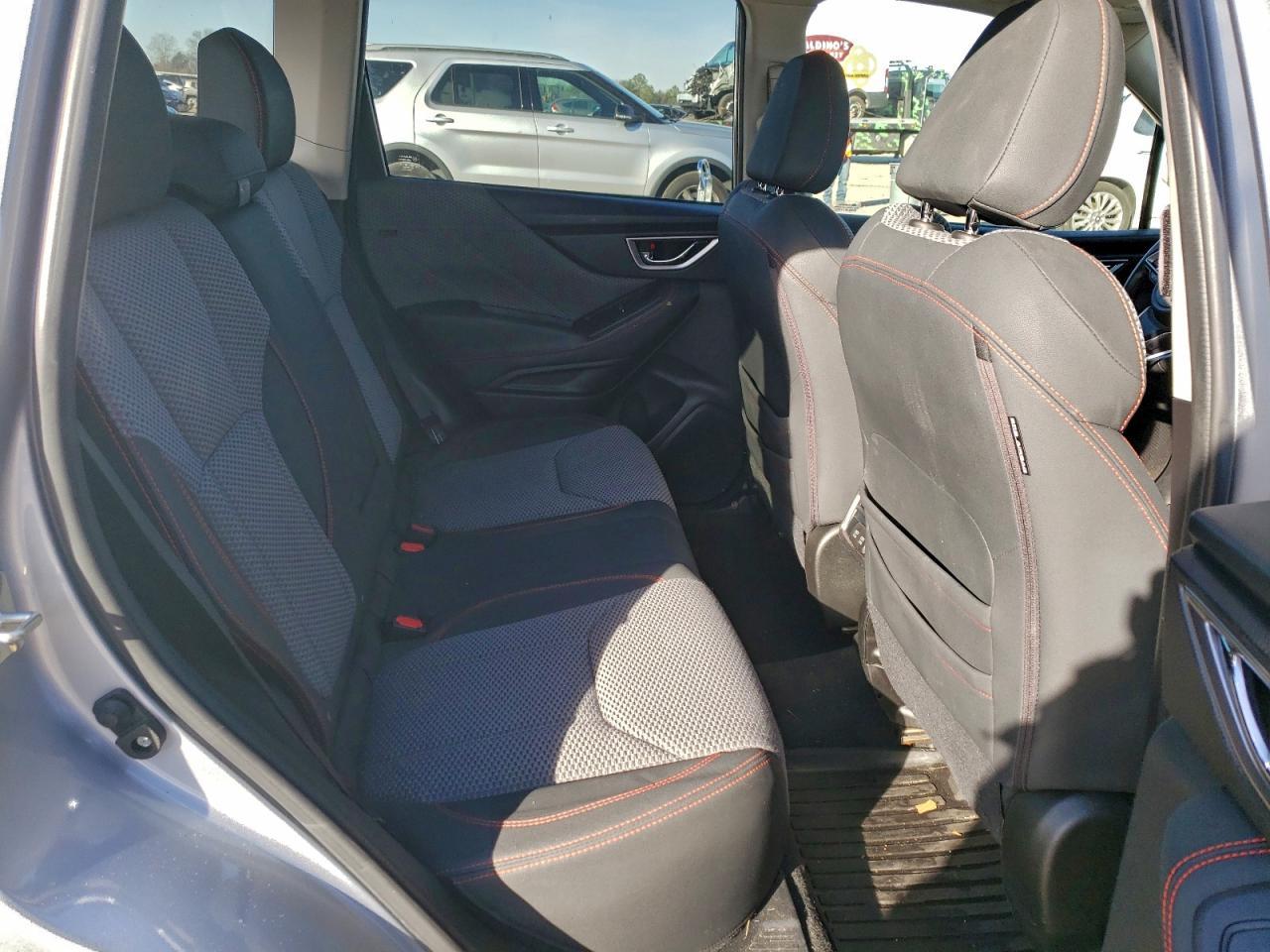 2019 SUBARU FORESTER
