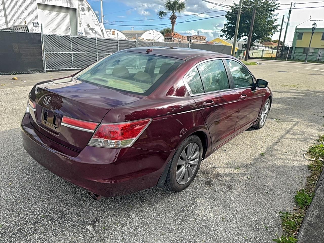 2011 HONDA ACCORD