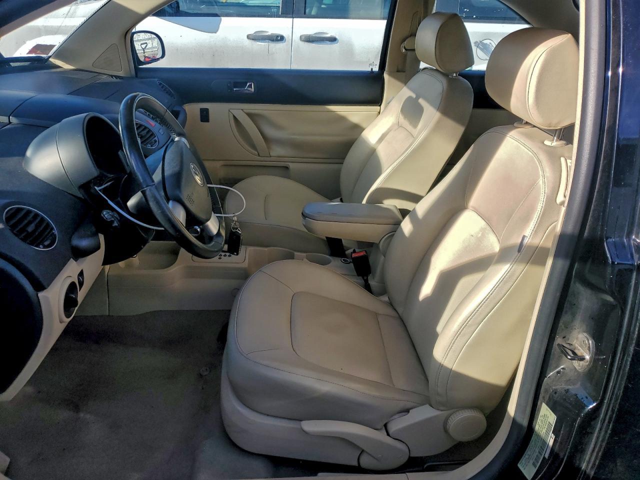 2008 VOLKSWAGEN Beetle