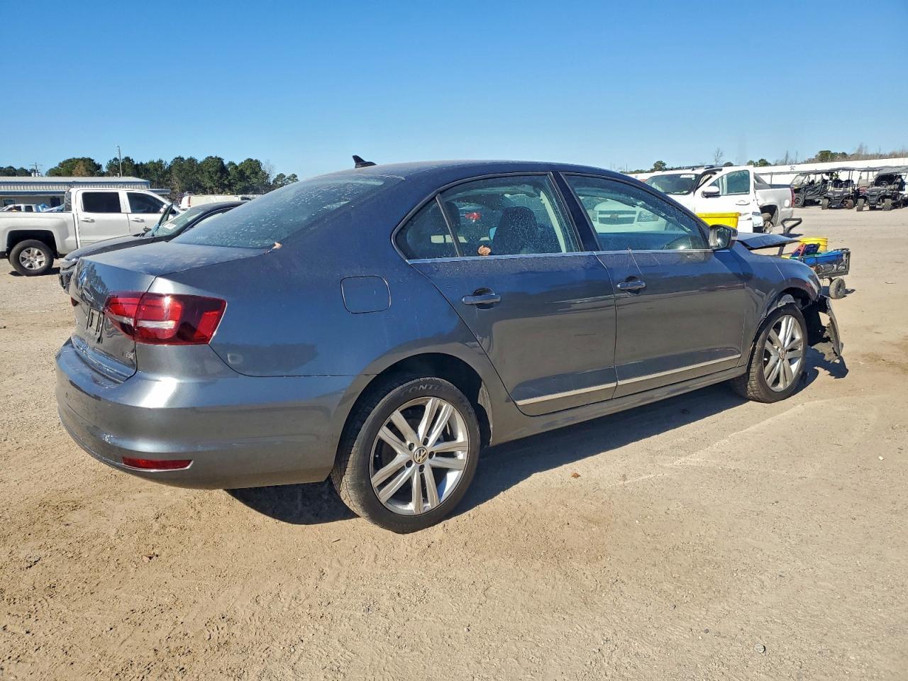 2017 VOLKSWAGEN JETTA
