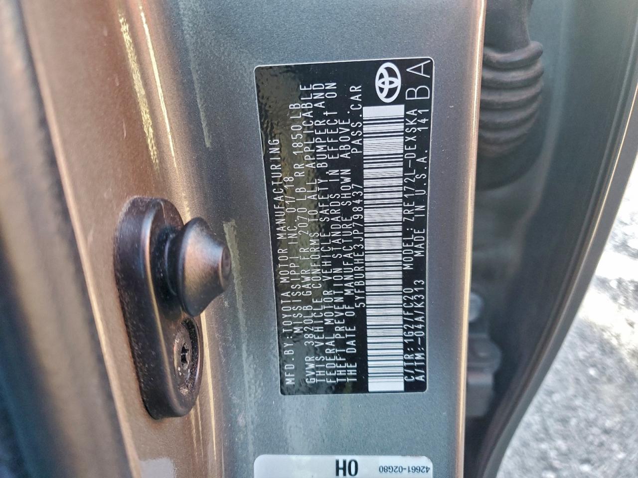 2018 TOYOTA COROLLA