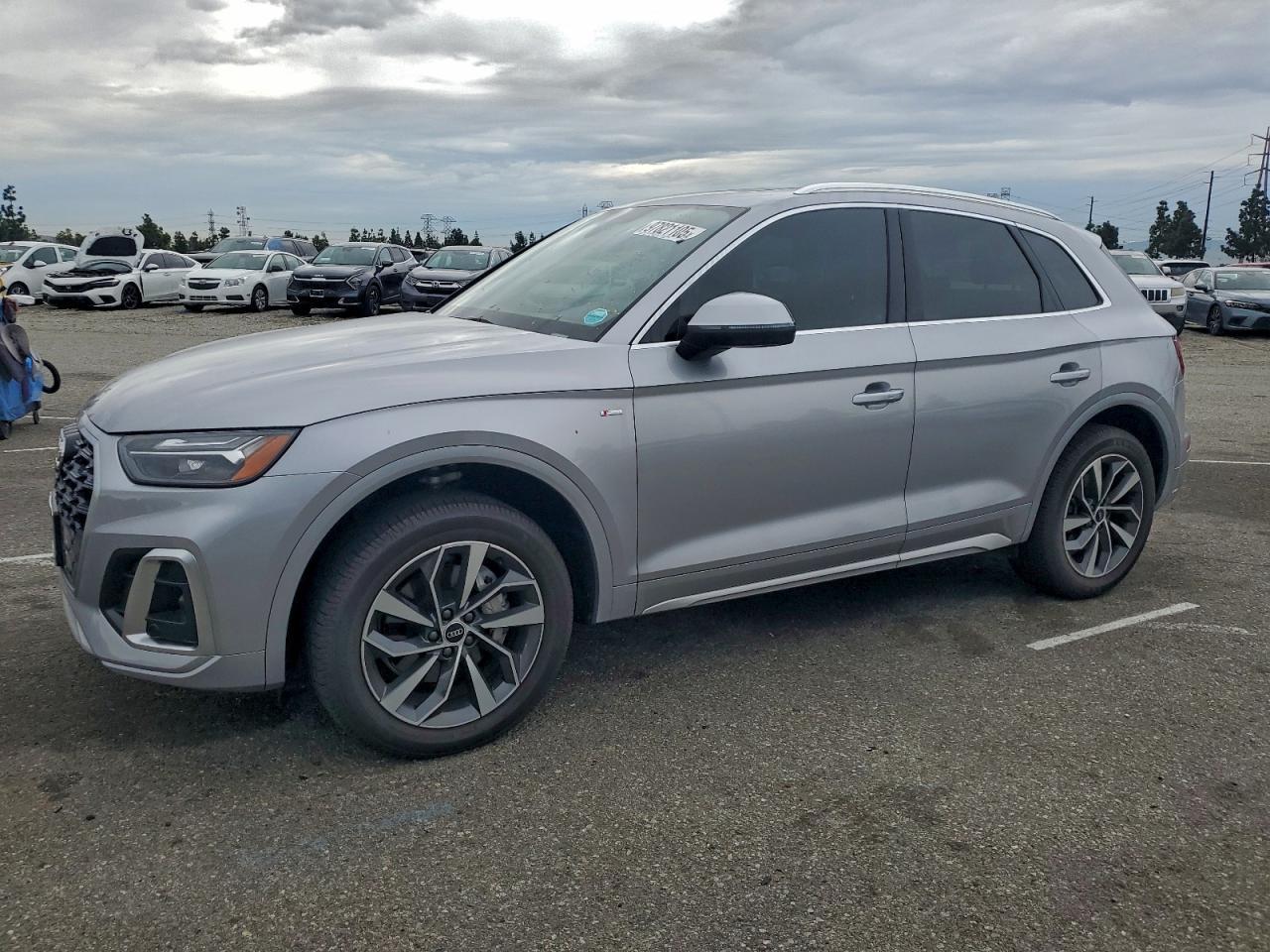 2022 AUDI Q5