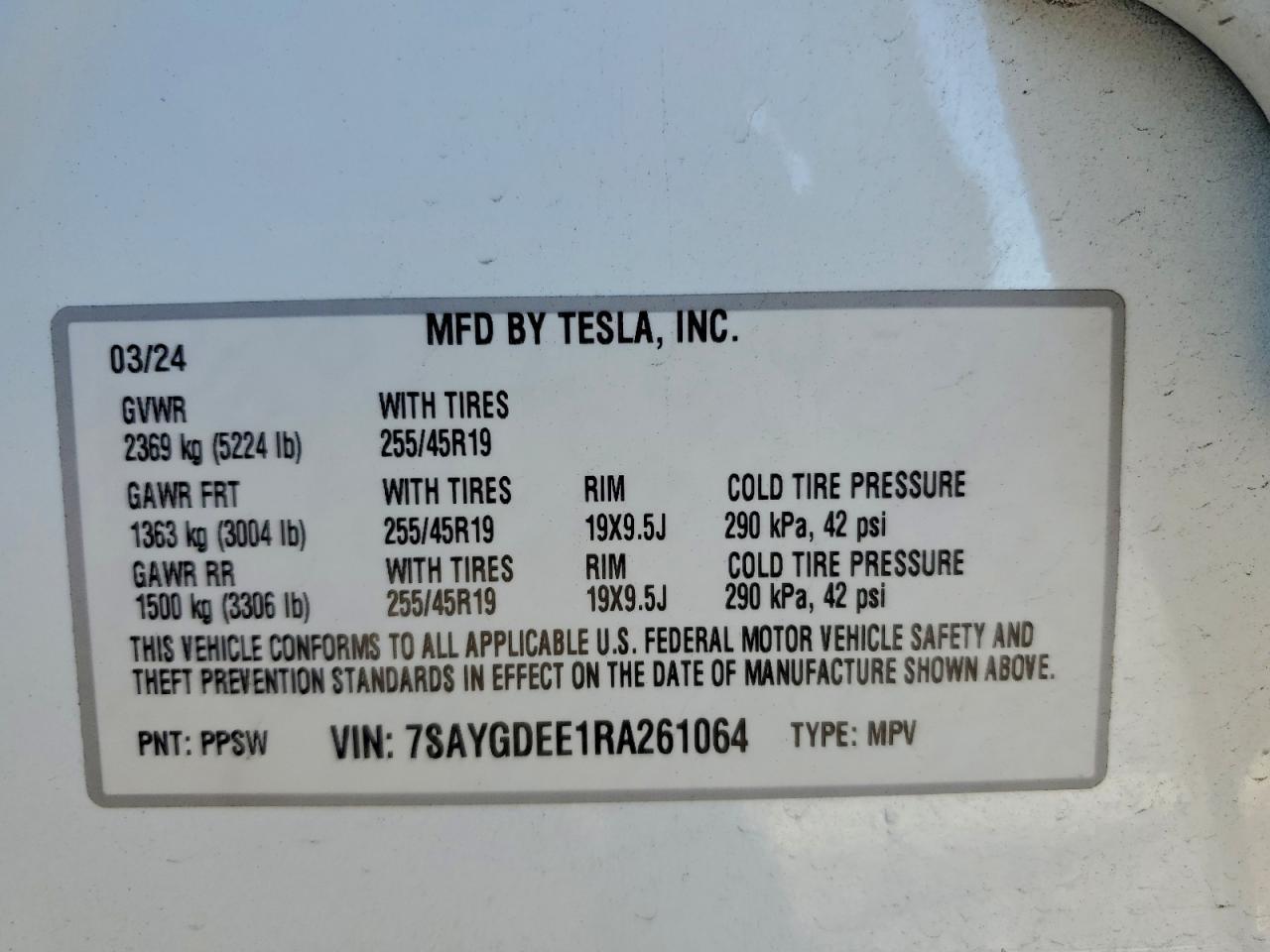 2024 TESLA MODEL Y