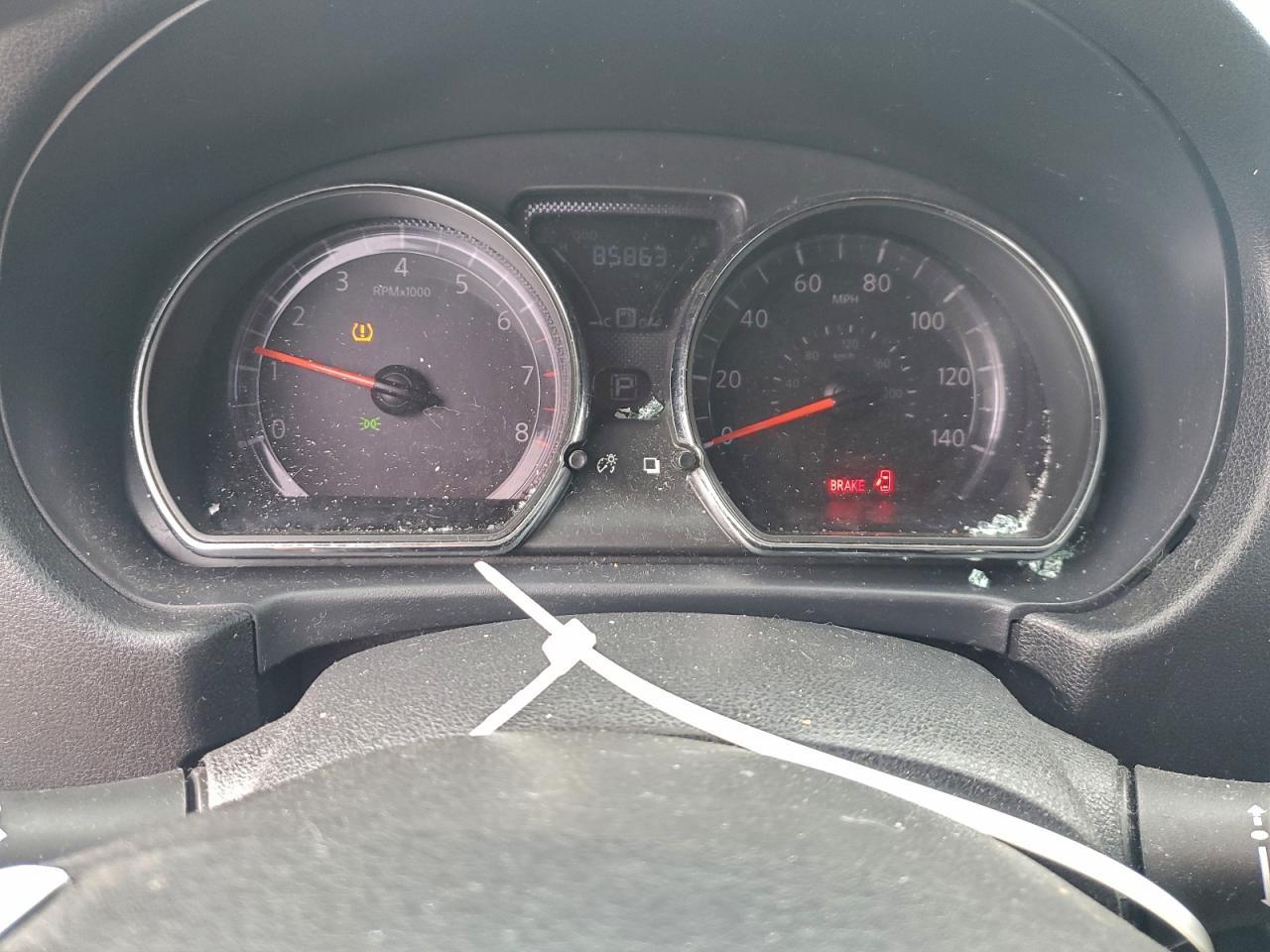 2016 NISSAN VERSA
