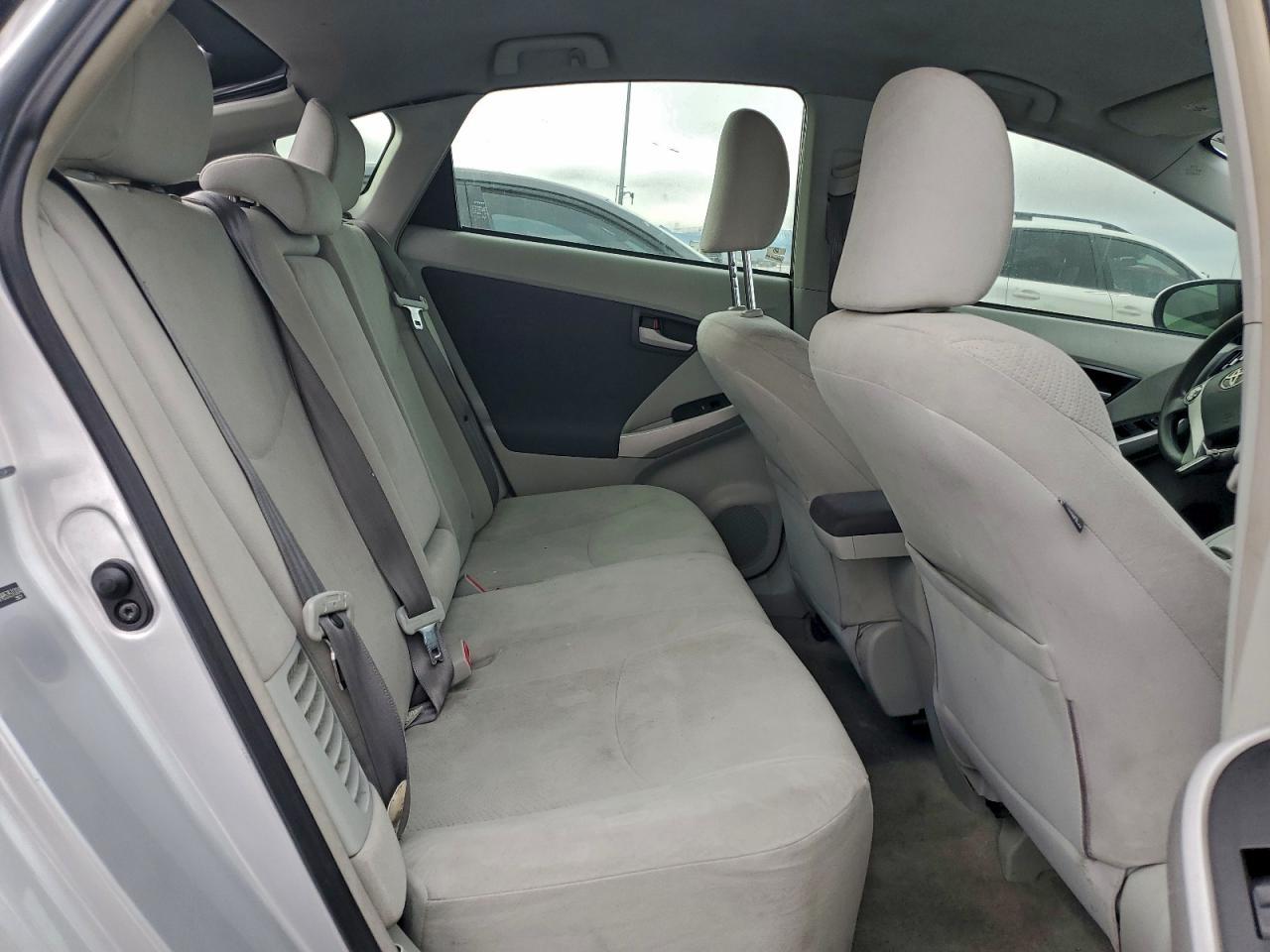 2011 TOYOTA PRIUS