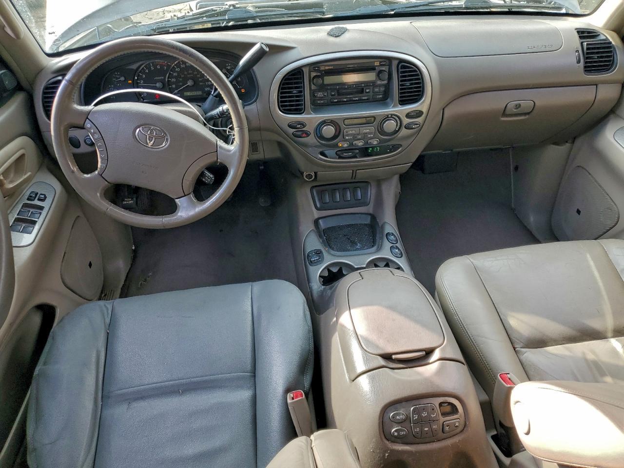 2005 TOYOTA Sequoia