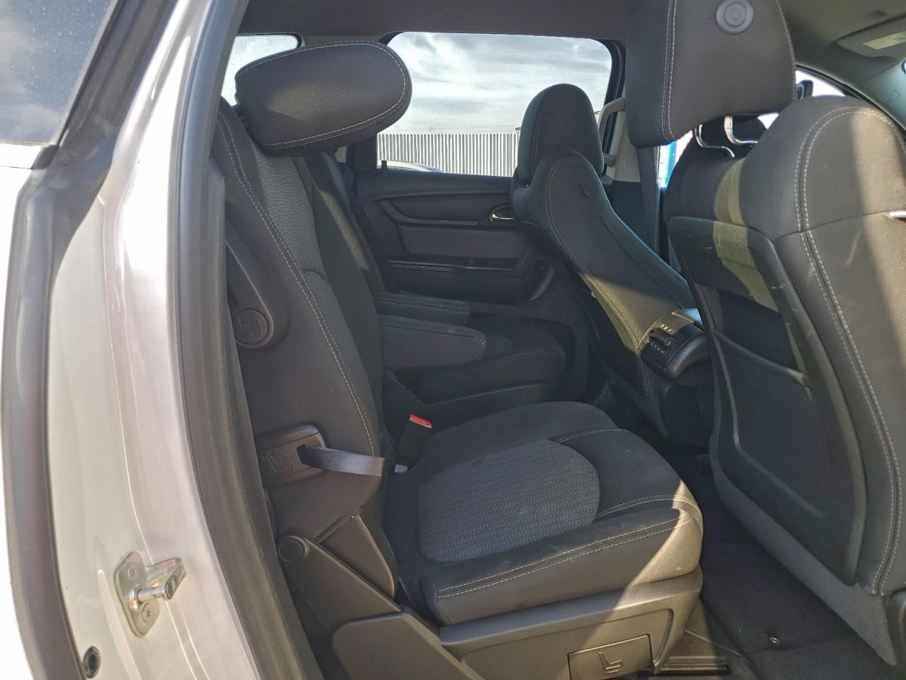 2015 CHEVROLET TRAVERSE