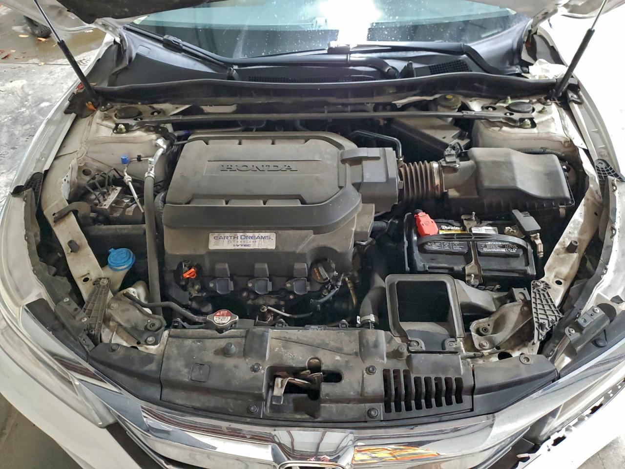 2017 HONDA ACCORD
