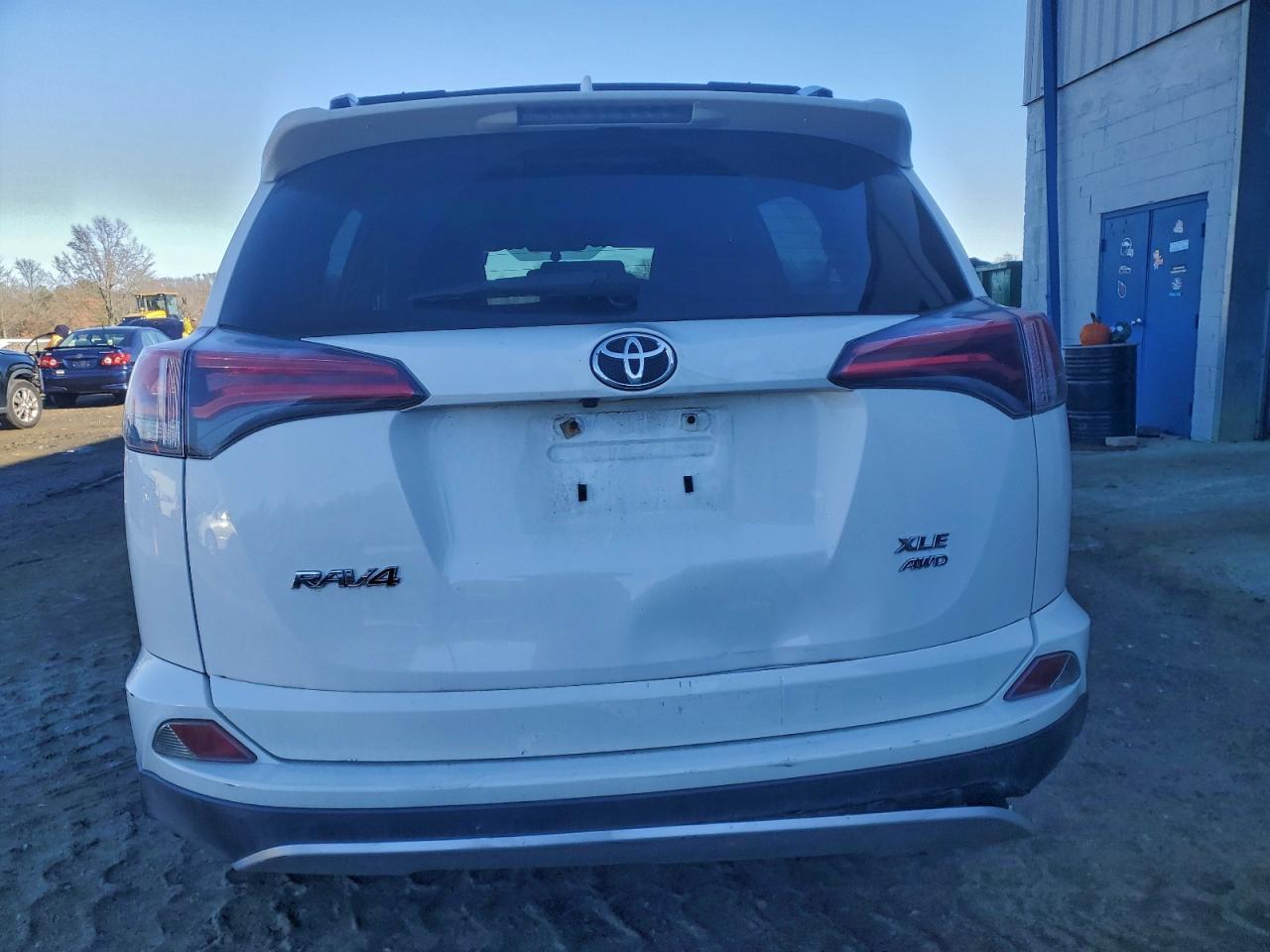 2016 TOYOTA RAV4