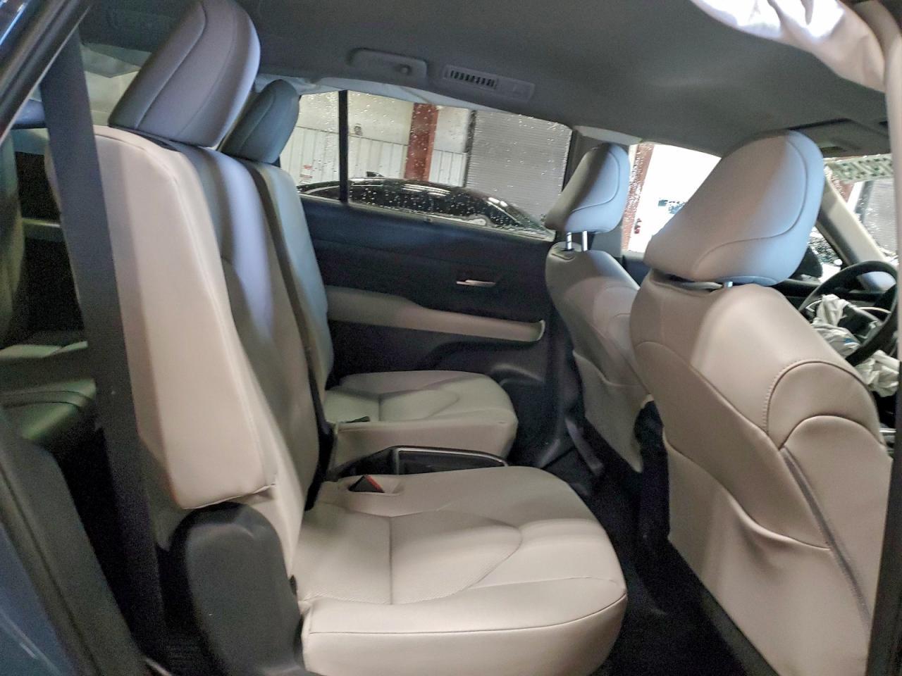2026 TOYOTA HIGHLANDER