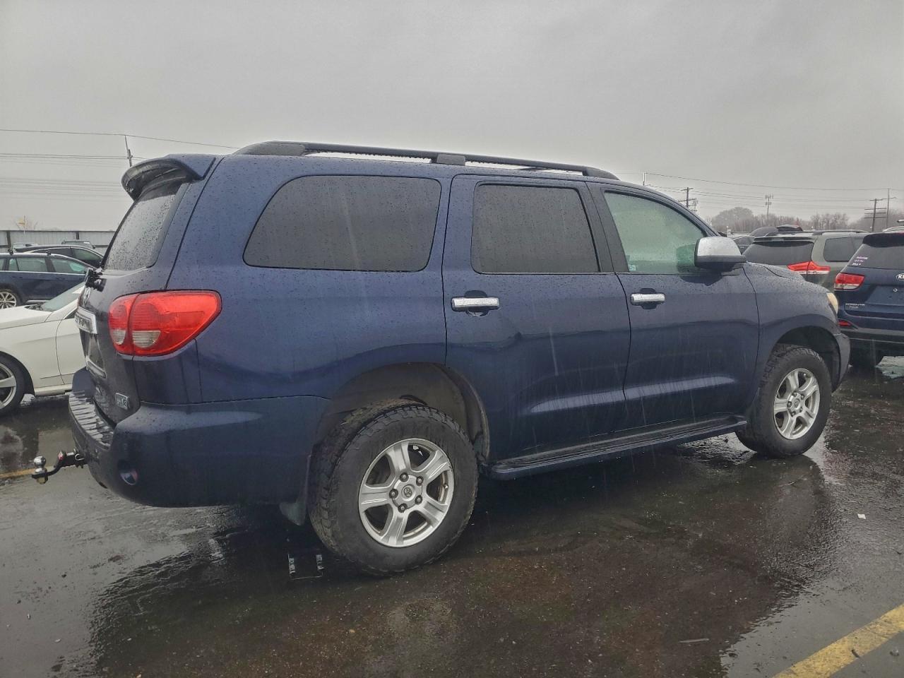2008 TOYOTA Sequoia