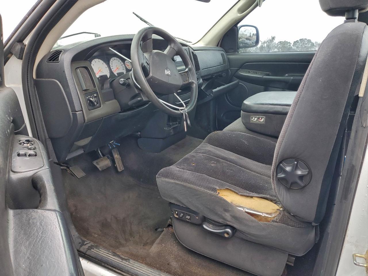 2004 DODGE RAM 1500