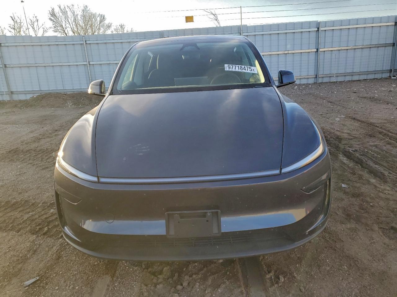 2026 TESLA MODEL Y