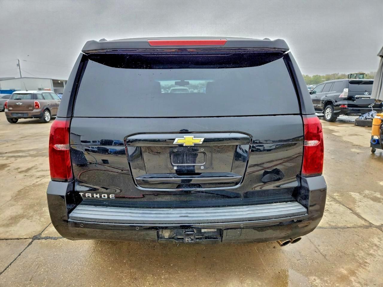 2016 CHEVROLET Tahoe