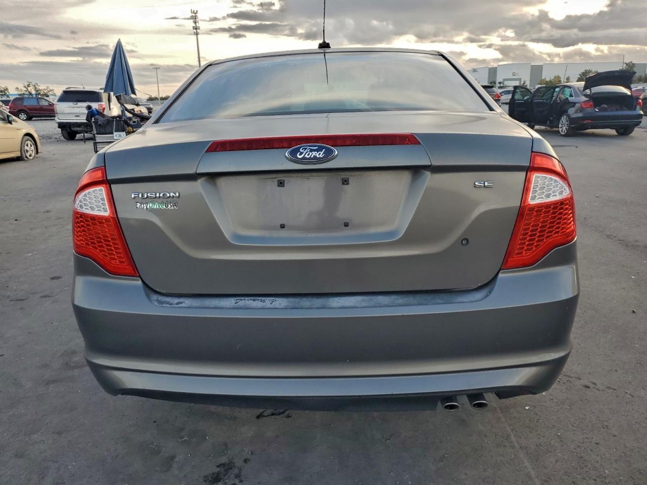 2011 FORD FUSION