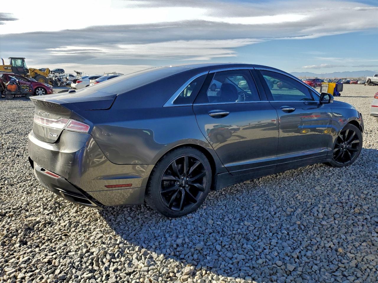 2016 LINCOLN MKZ
