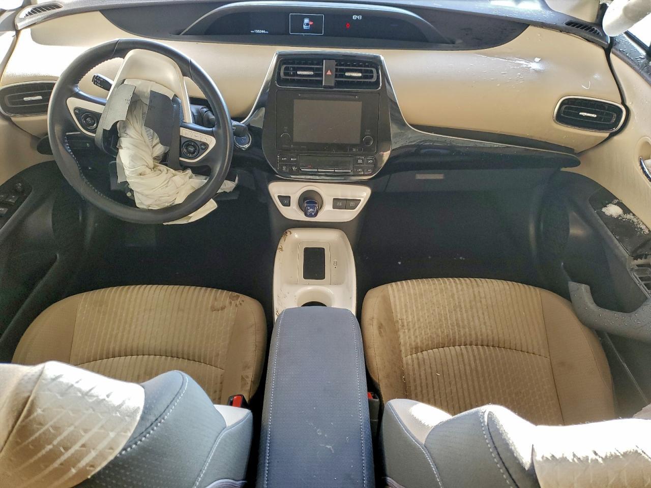 2016 TOYOTA PRIUS