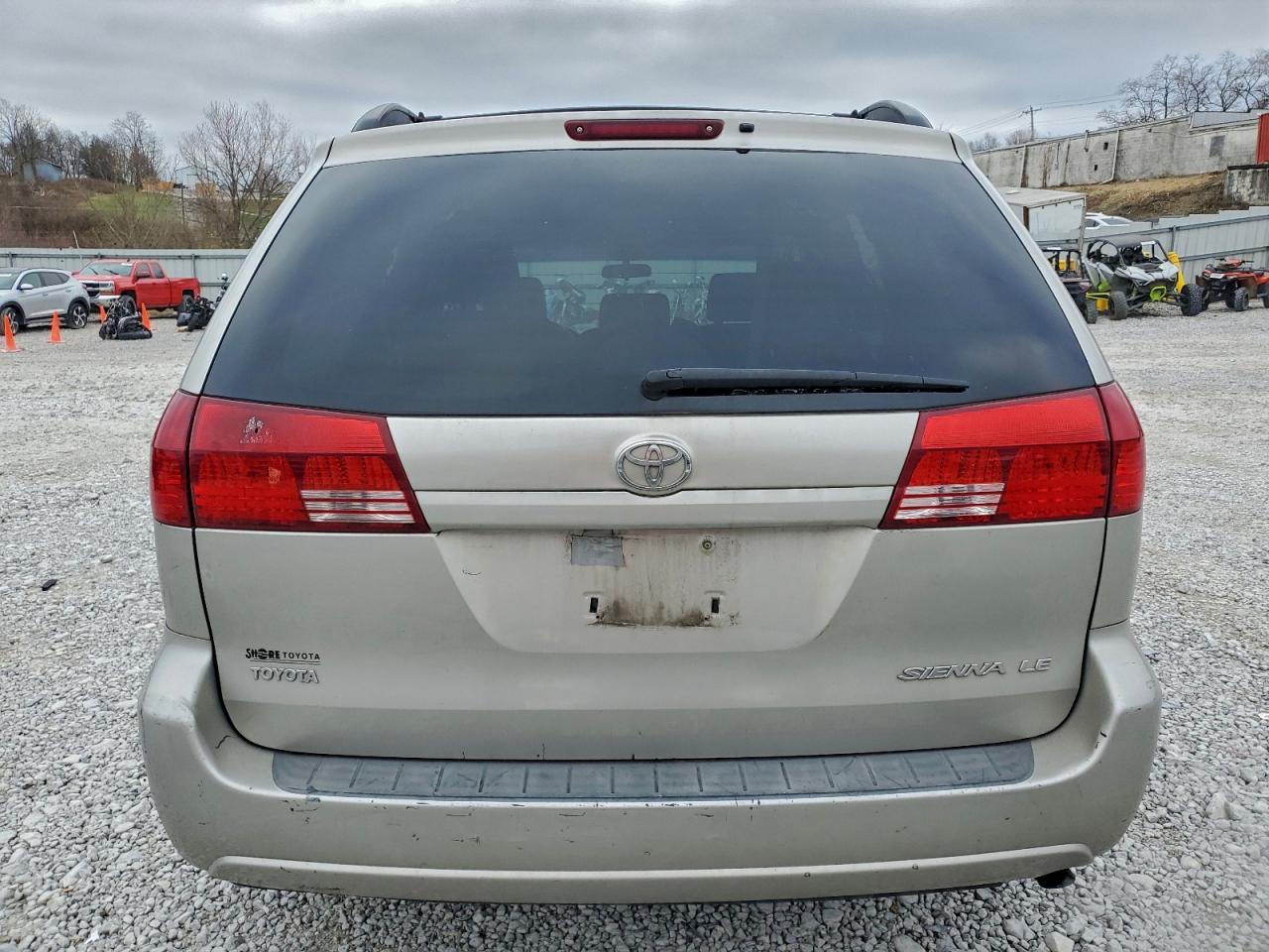 2005 TOYOTA SIENNA