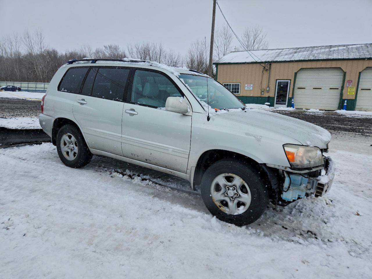 2005 TOYOTA HIGHLANDER