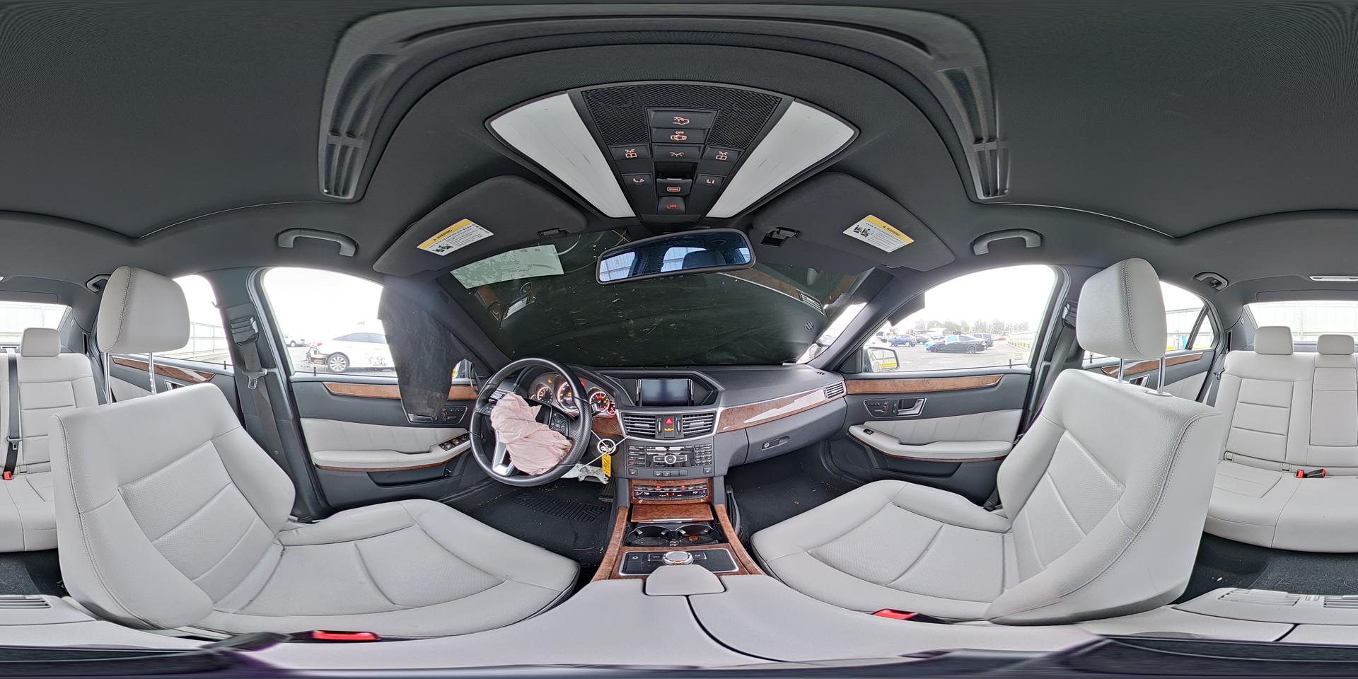2013 MERCEDES-BENZ E-Class