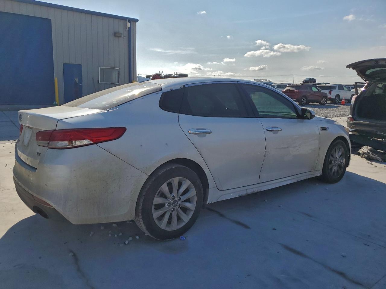 2018 KIA OPTIMA