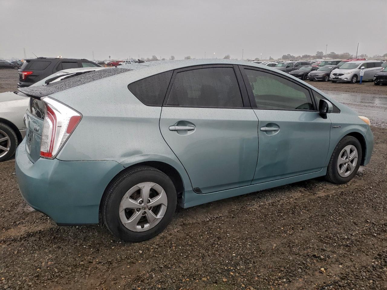 2013 TOYOTA PRIUS
