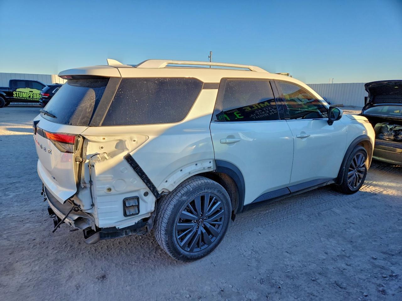 2022 NISSAN PATHFINDER