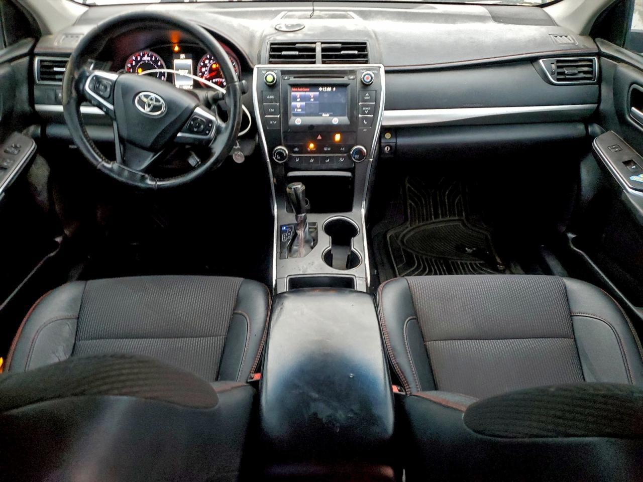 2016 TOYOTA CAMRY