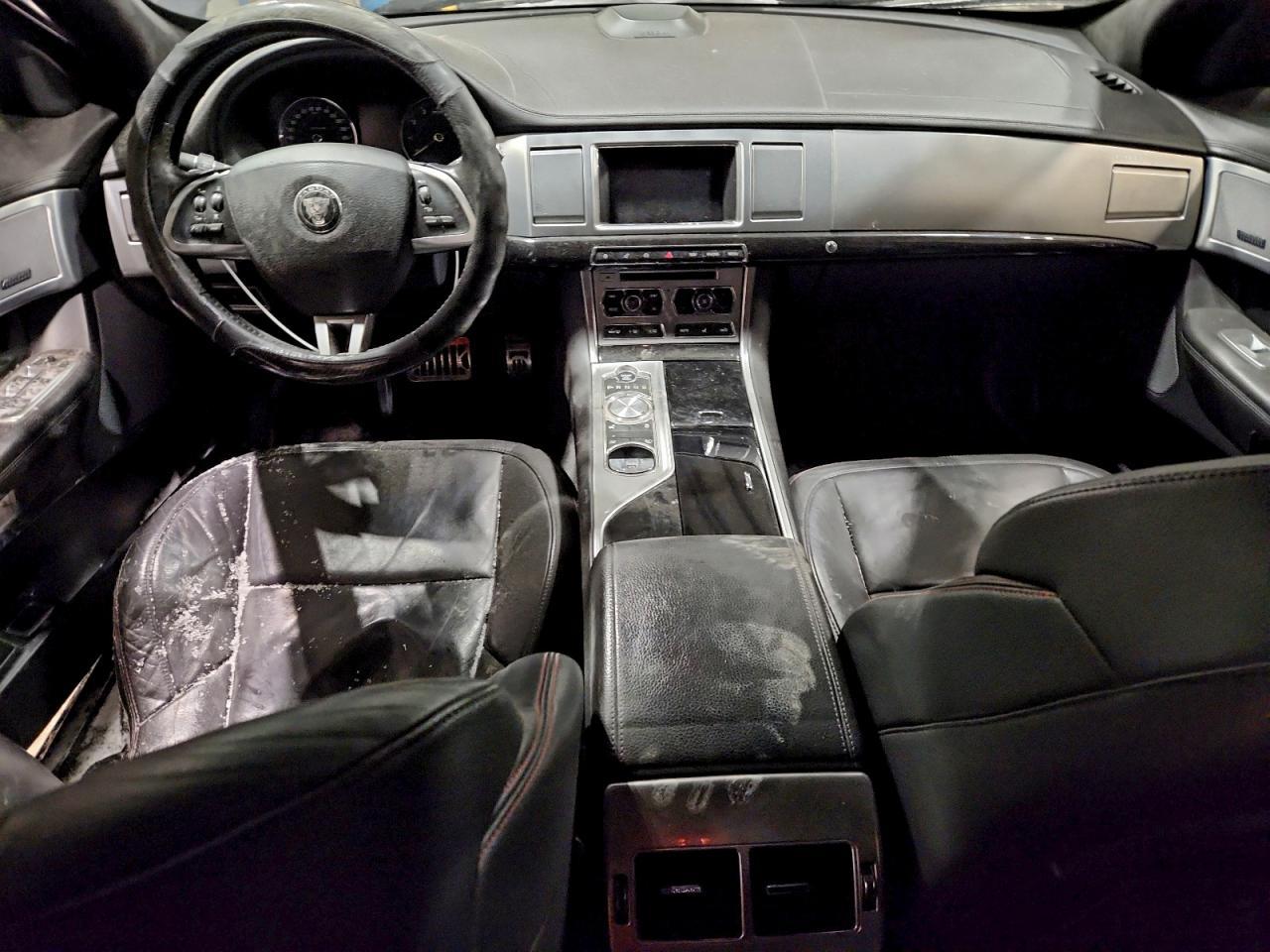 2015 JAGUAR XF