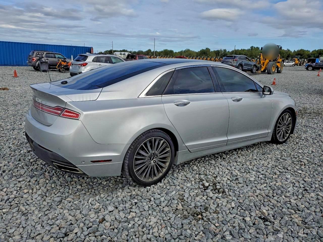2013 LINCOLN MKZ